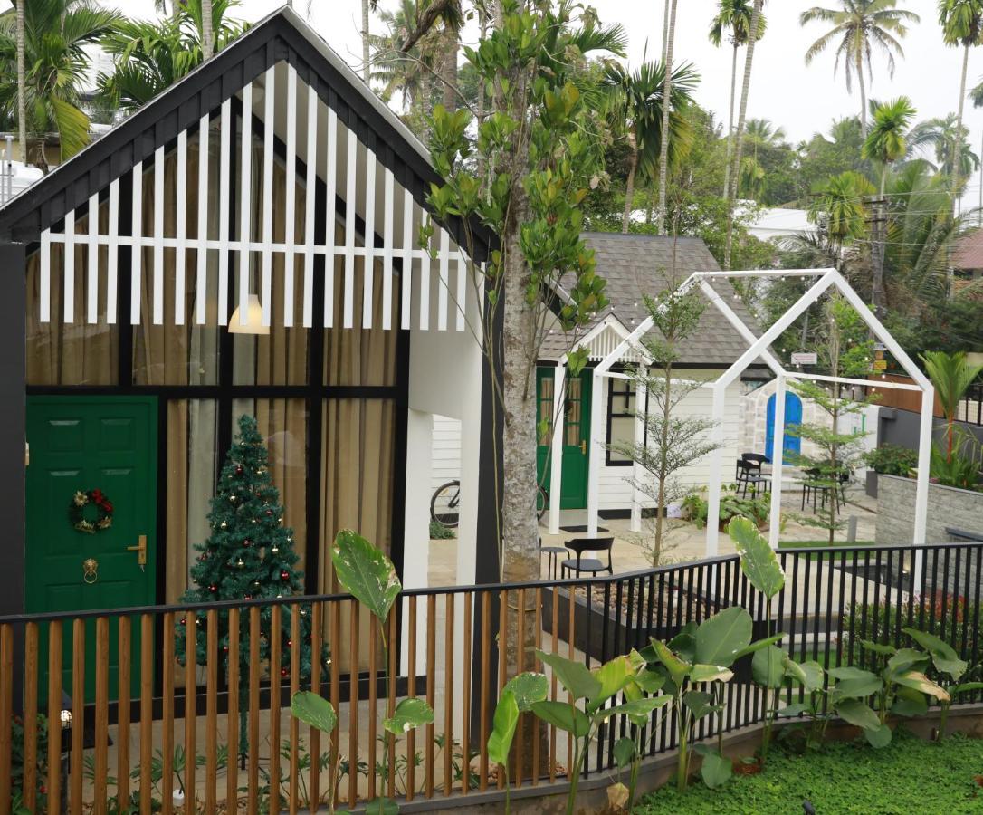 The Little Acres Cherai Vypin Exterior photo