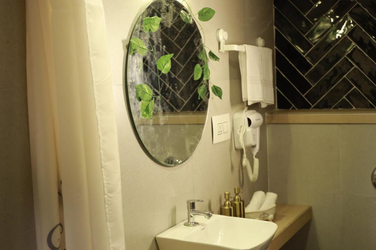 The Little Acres Cherai Vypin Exterior photo